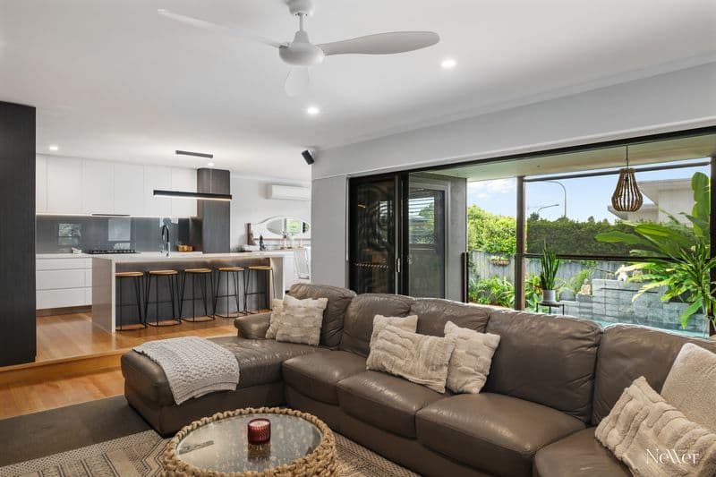 24 Honeyeater Crescent, Peregian Springs - Image 1