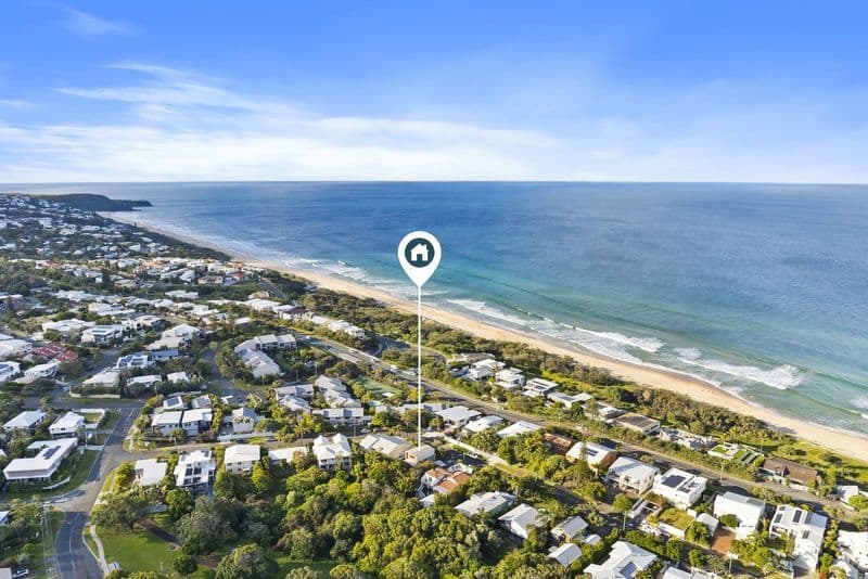 21 Corsair Crescent, Sunrise Beach - Image 1