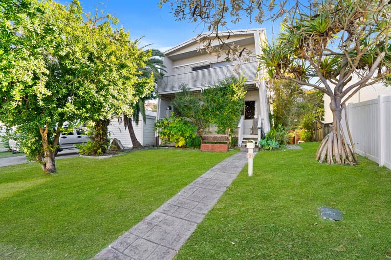 21 Corsair Crescent, Sunrise Beach - Thumbnail 2