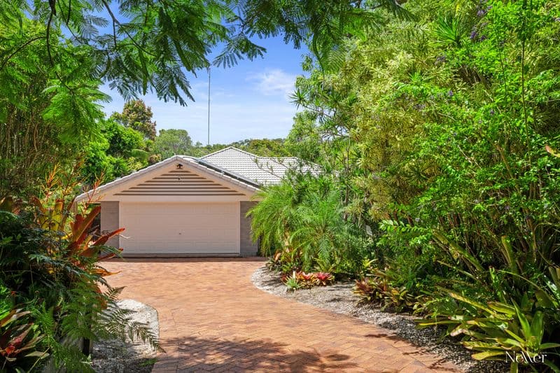 14 Freedom Place, Sunrise Beach - Thumbnail 2