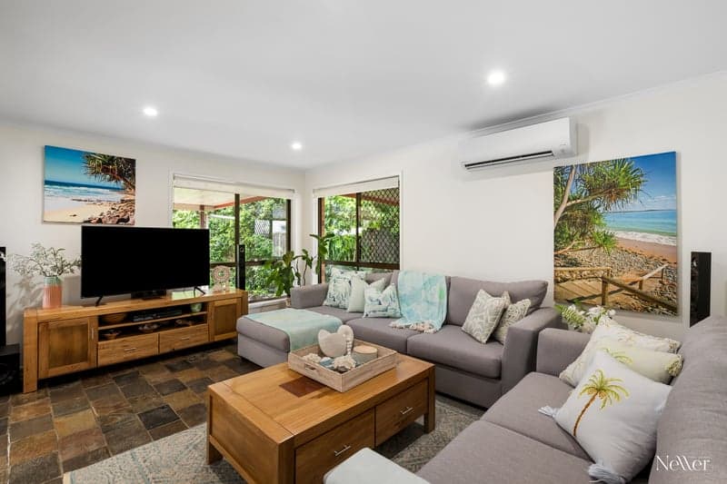 6 Commodore Court, Sunrise Beach - Thumbnail 6