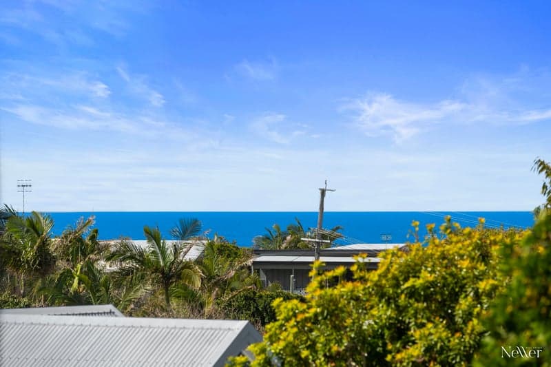 35 Woodlark Rise, Sunrise Beach - Thumbnail 5