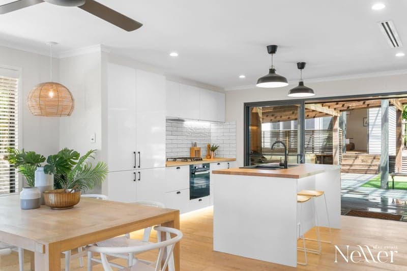 148 Persimmon Drive, Marcus Beach - Thumbnail 7