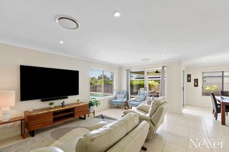 163 The Avenue, Peregian Springs - Thumbnail 4
