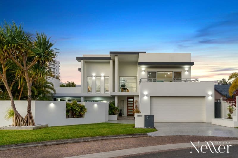 15 Aquarius Place, Alexandra Headland - Image 1