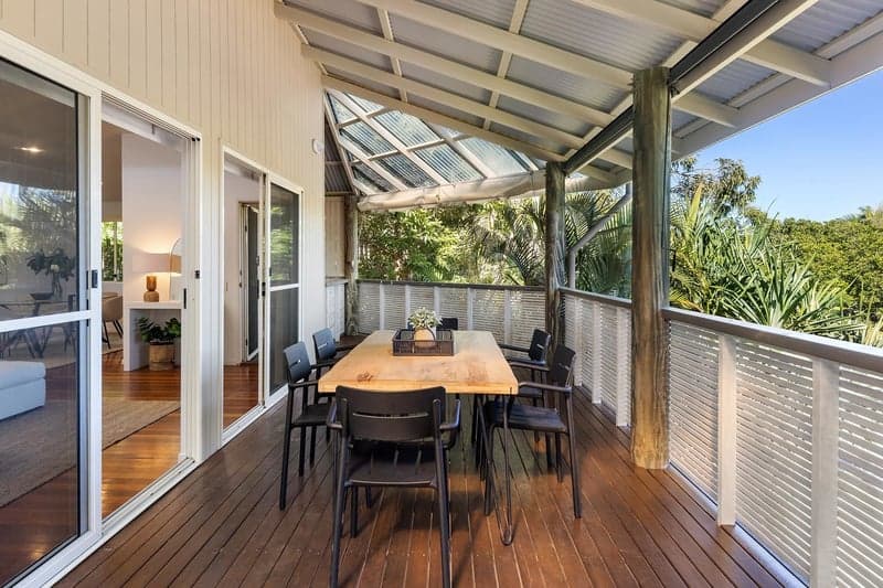 8 Driftwood Drive, Castaways Beach - Thumbnail 5