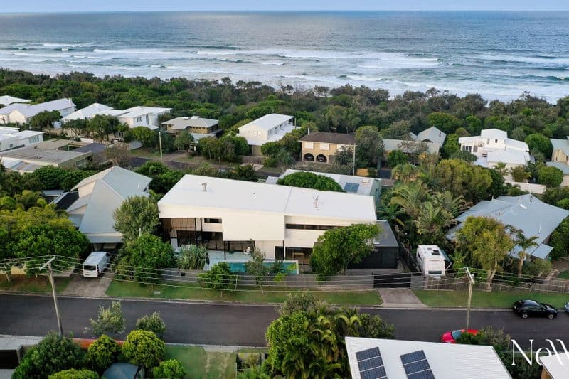 4 Petrel Street, Peregian Beach - Image 1