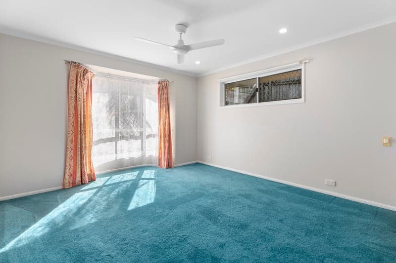 14 Hardy Street, Sunrise Beach - Thumbnail 8