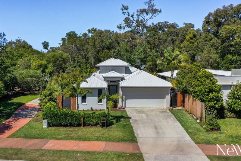 65 The Avenue, Peregian Springs - Thumbnail 2