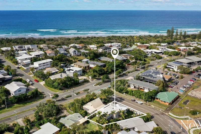 4 Woodland Drive, Peregian Beach - Image 1