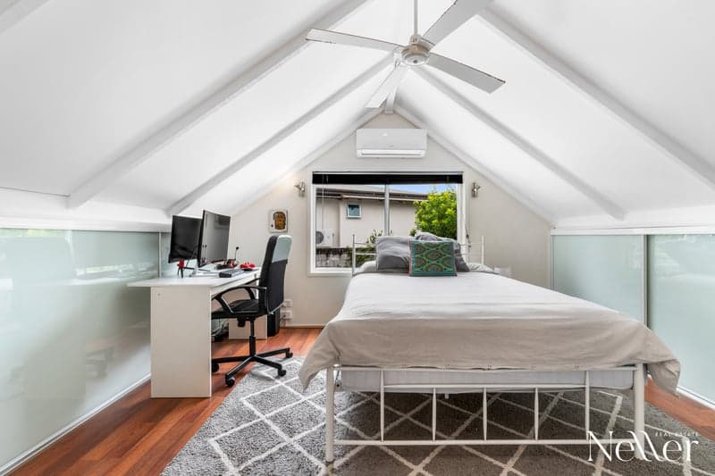 9 Newfield Street, Sunrise Beach - Thumbnail 5