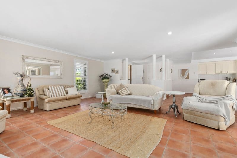 5 Maheno Court, Sunrise Beach - Image 1