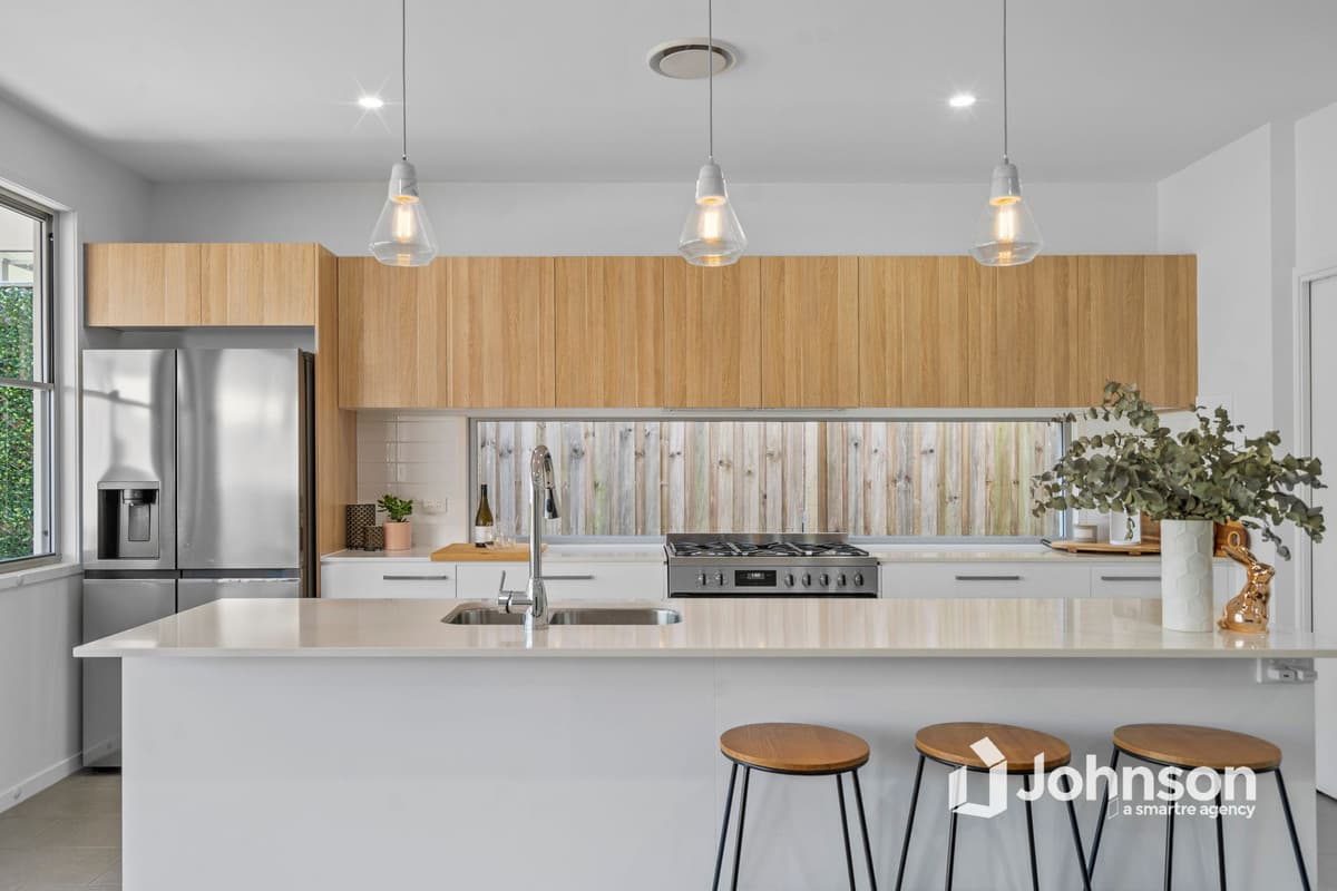 31 Kamarin Street Manly West, Manly West - Thumbnail 2