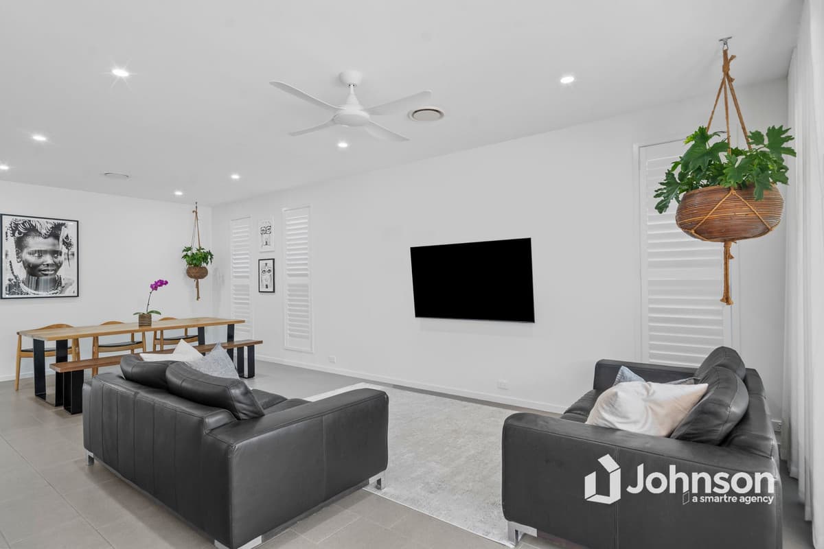 31 Kamarin Street Manly West, Manly West - Thumbnail 4