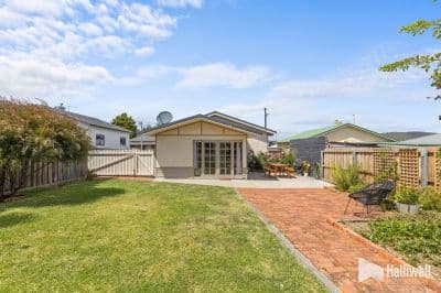 3
 
 
 
  
 
 
 1
 
 
 
  
 
 
 2
 
 
 
 
 
 
 
 16 Henry Street, Devonport TAS 7310, Devonport - Thumbnail 4