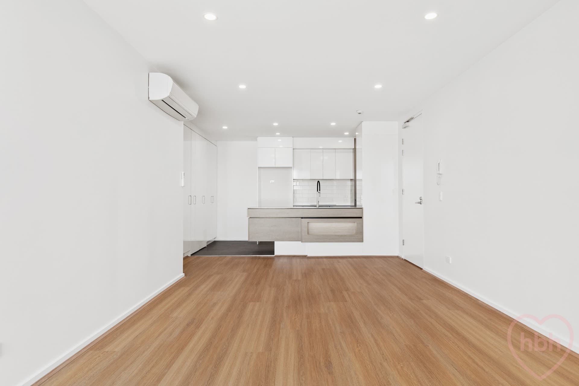 113/26 Antill Street, Dickson - Thumbnail 4