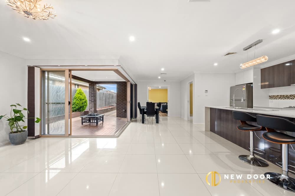 28 Syddall Street, Bonner ACT, Bonner - Thumbnail 2