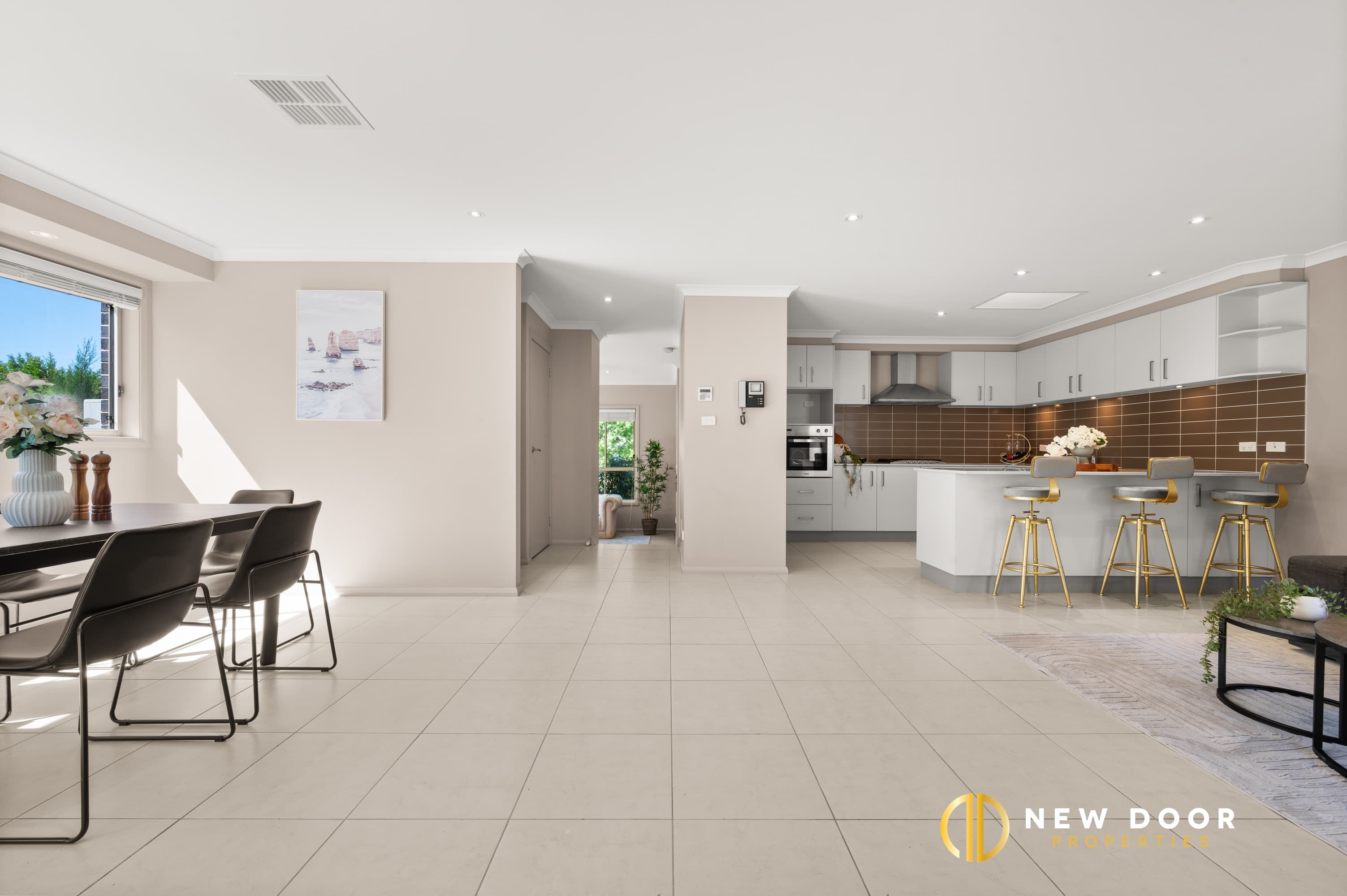 38 Marie Pitt Street, Franklin ACT, Franklin - Thumbnail 2