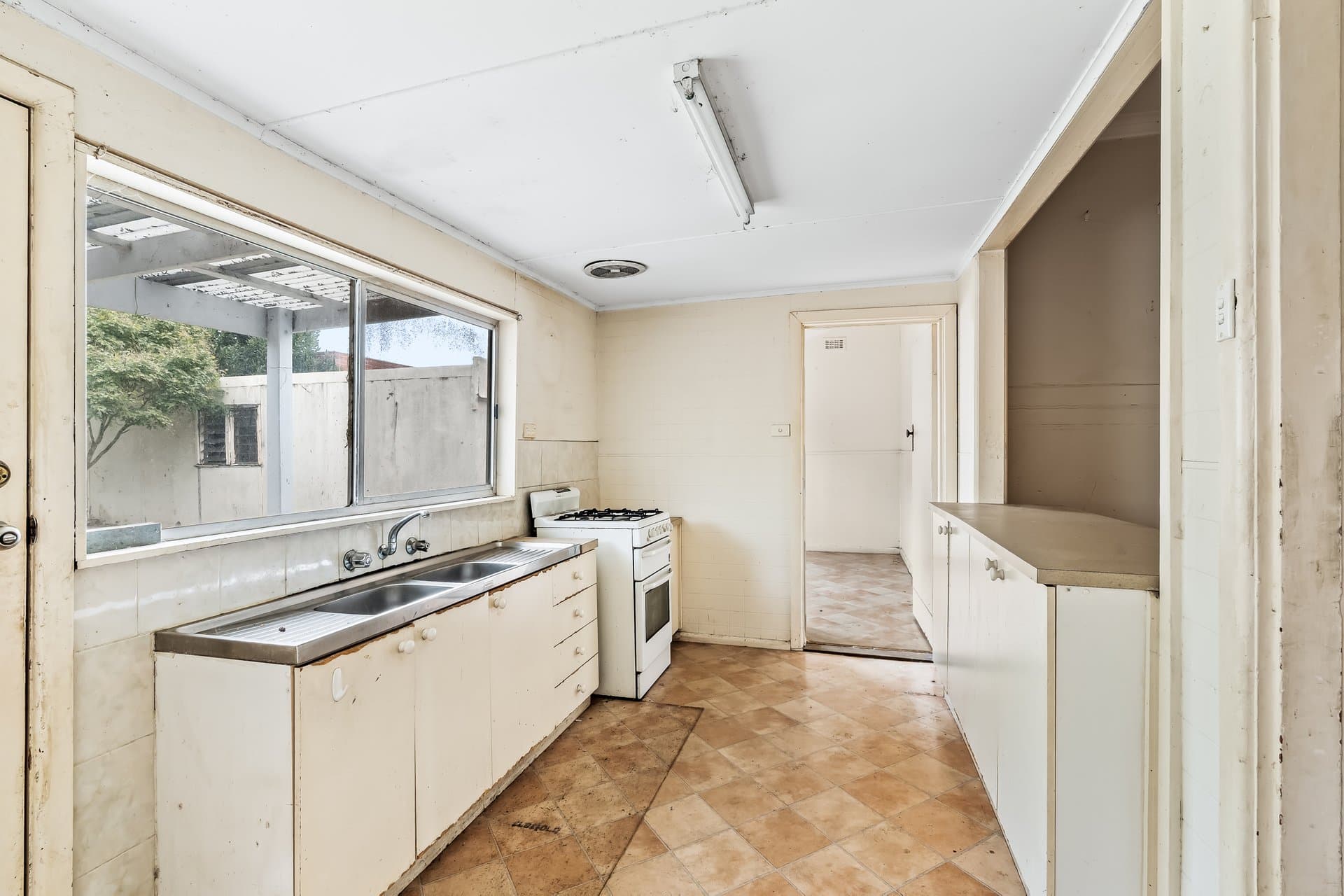 7 Gordon Grove, Preston - Thumbnail 4