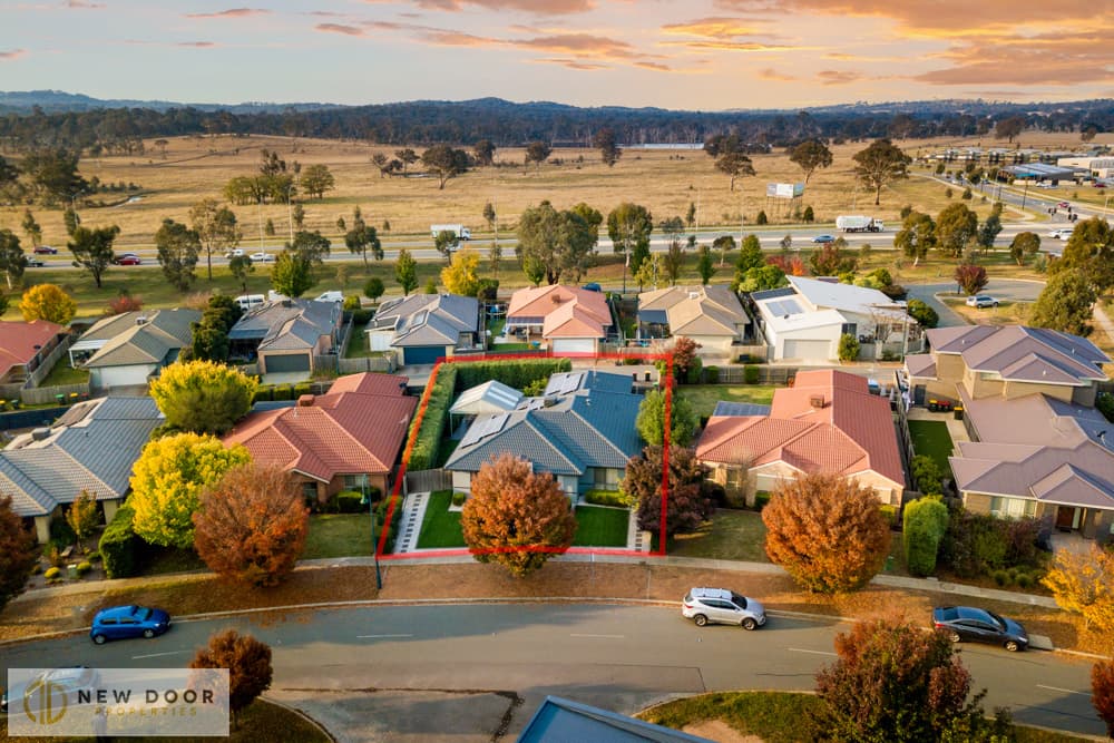 6 Waghorn Street, Gungahlin ACT, Gungahlin - Image 1