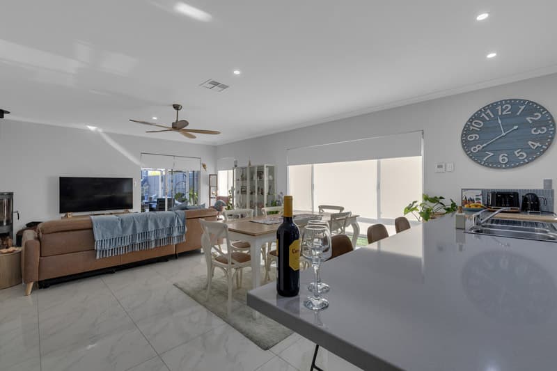 6 Acrasia Road, Baldivis, WA, 6171, Baldivis - Thumbnail 2