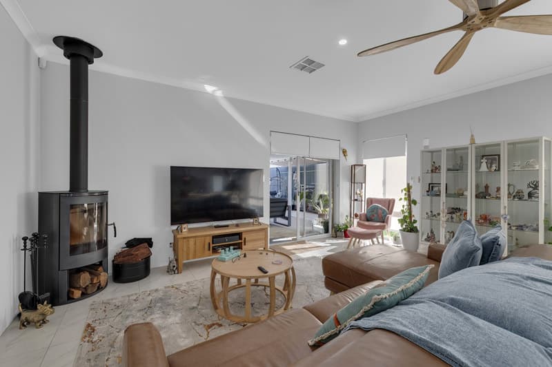 6 Acrasia Road, Baldivis, WA, 6171, Baldivis - Thumbnail 3