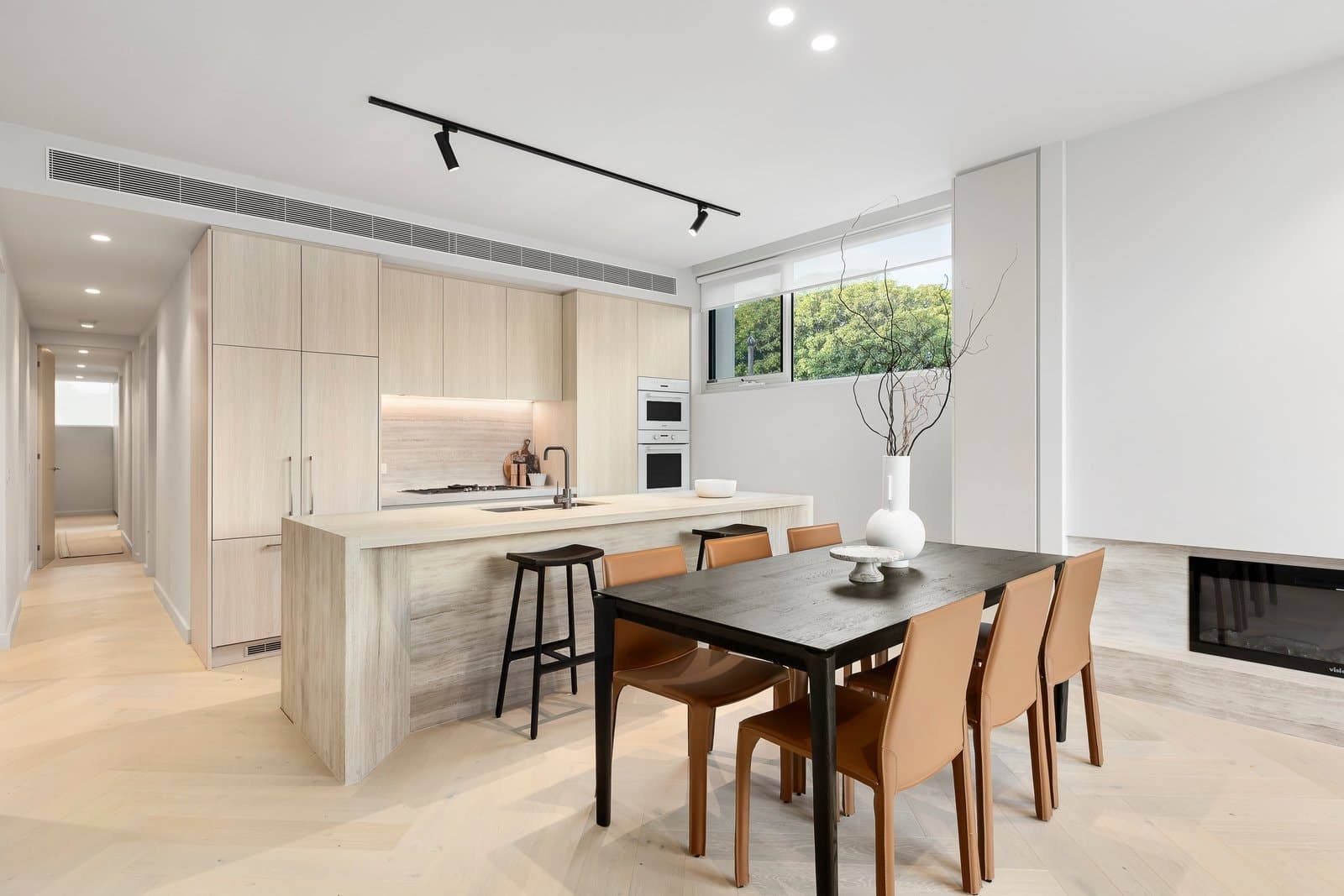 102/38 The Grange, Malvern East - Thumbnail 4