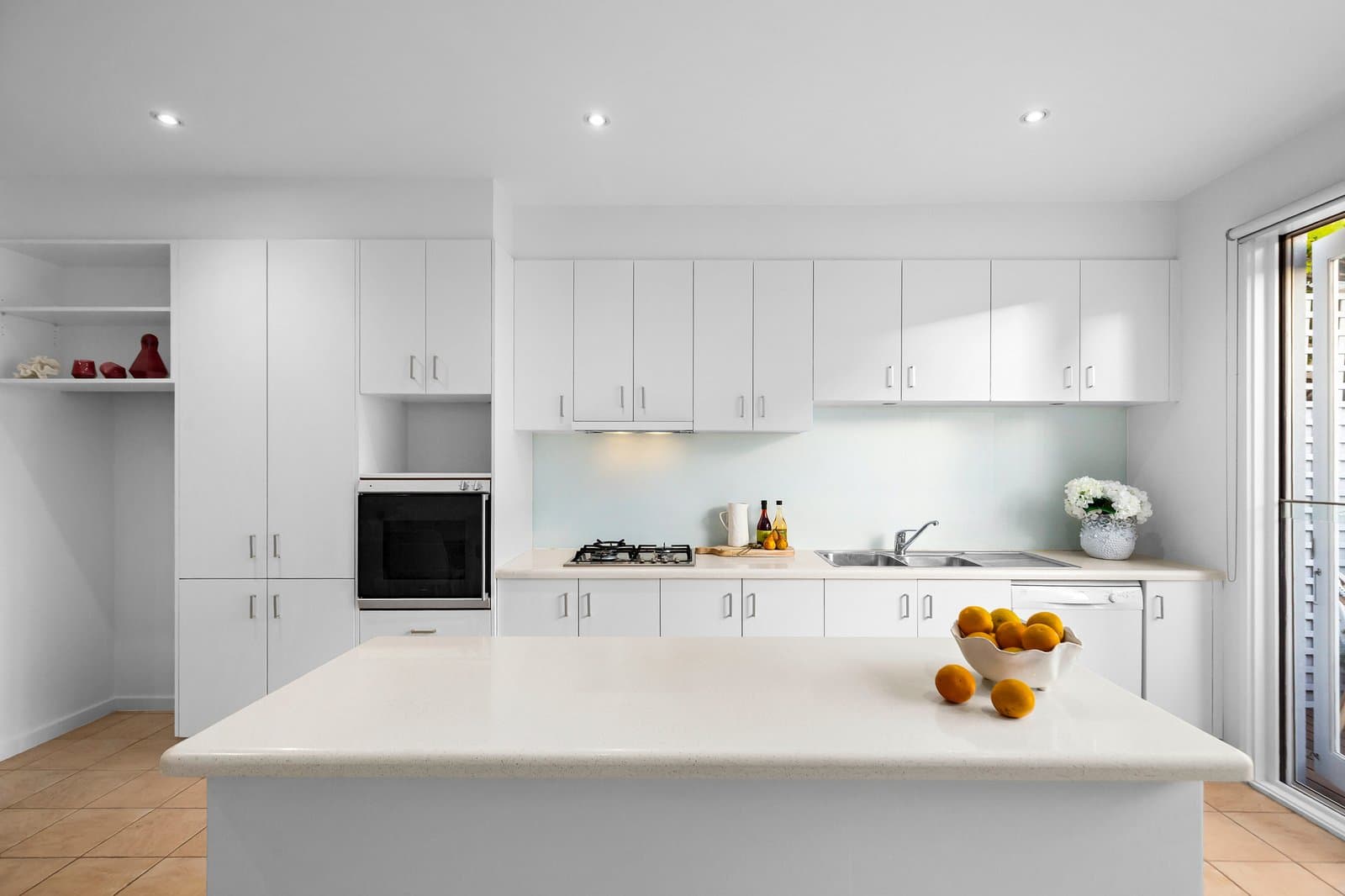 98 Danks Street, Albert Park - Thumbnail 3