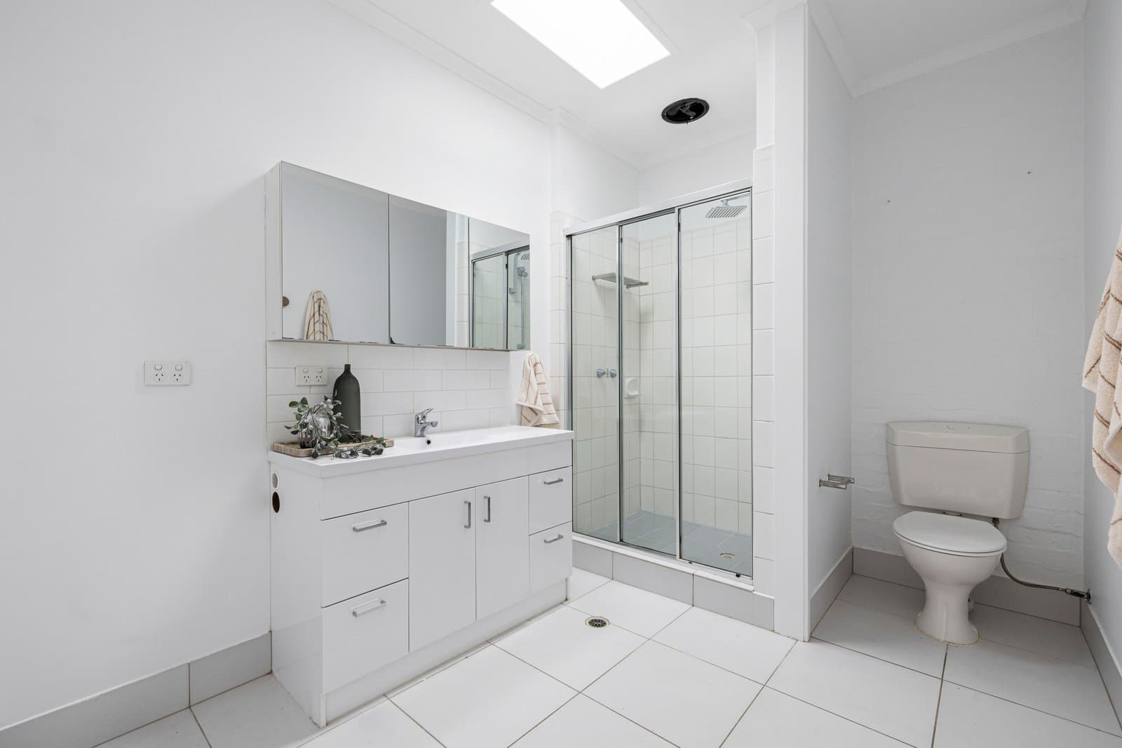22 Cobden Street, South Melbourne - Thumbnail 7