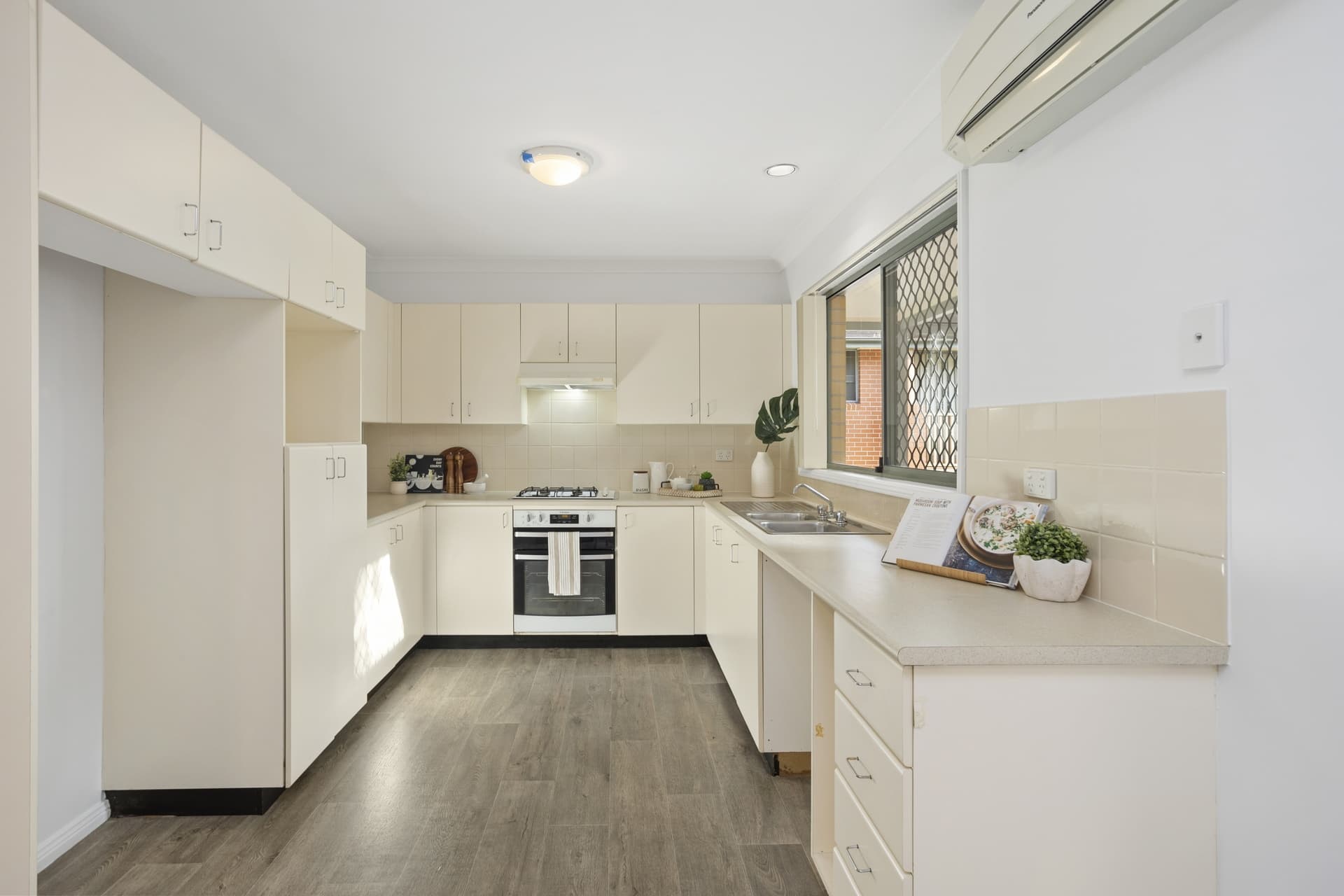 14A Woomera Road, Little Bay - Thumbnail 4