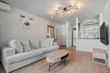 1/9-13 Ashted Road, BOX HILL, VIC 3128, Box Hill - Image 1