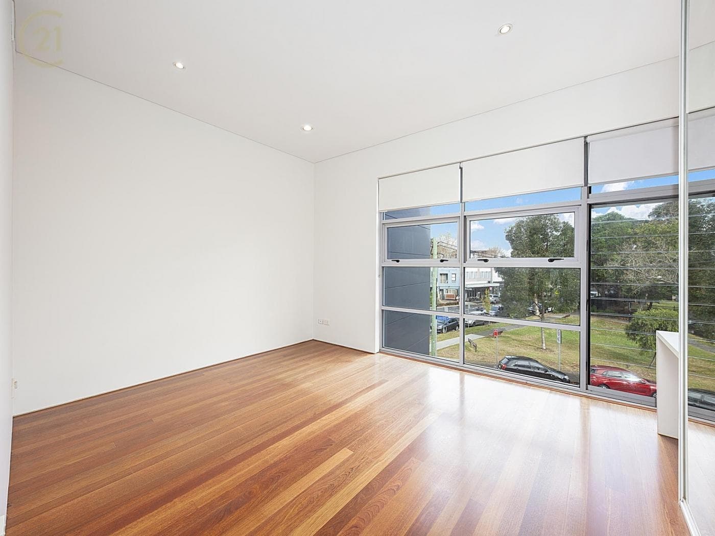 41 Mitchell Road, Alexandria - Thumbnail 2