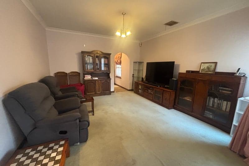20 Poltawa Terrace, Broadview - Thumbnail 3