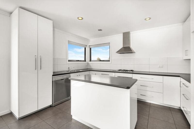 7 Shorebreak Street Torquay VIC, Torquay - Thumbnail 4