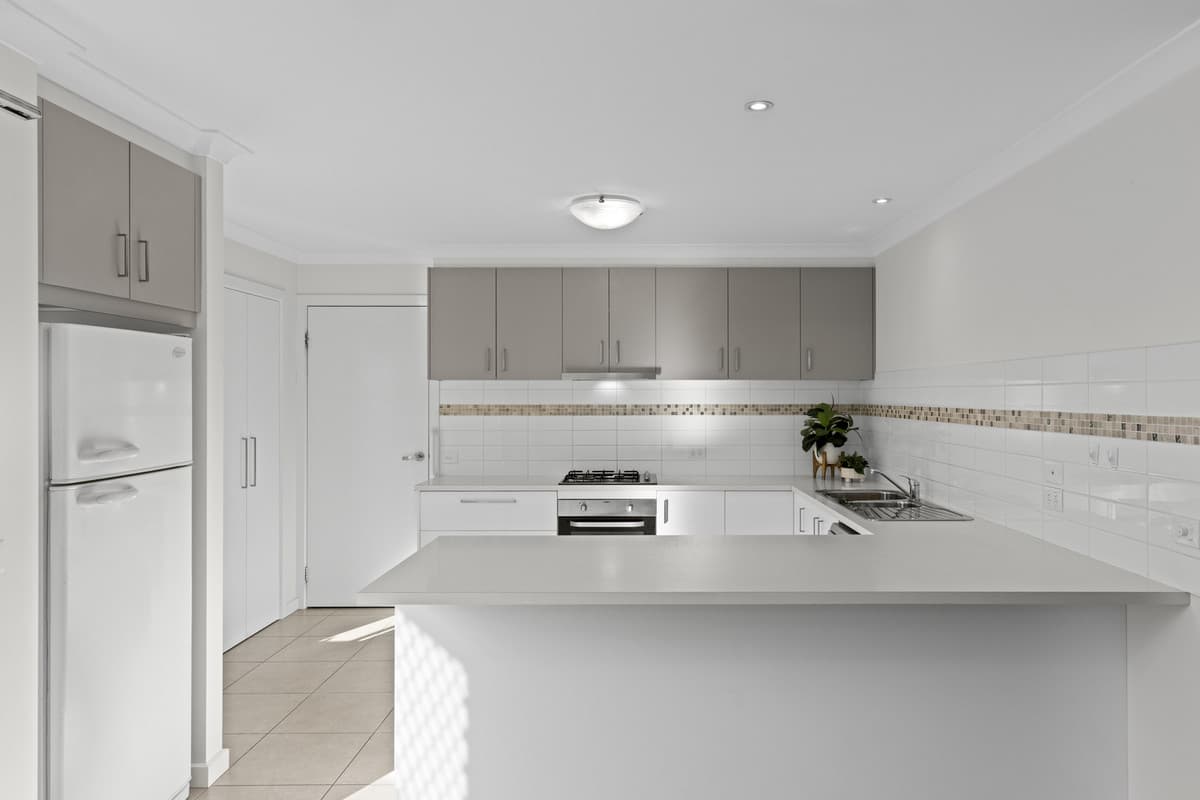 2 / 42 De Burgh Road, Drysdale VIC 3222, Drysdale - Thumbnail 2