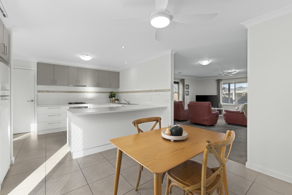 2 / 42 De Burgh Road, Drysdale VIC 3222, Drysdale - Thumbnail 3