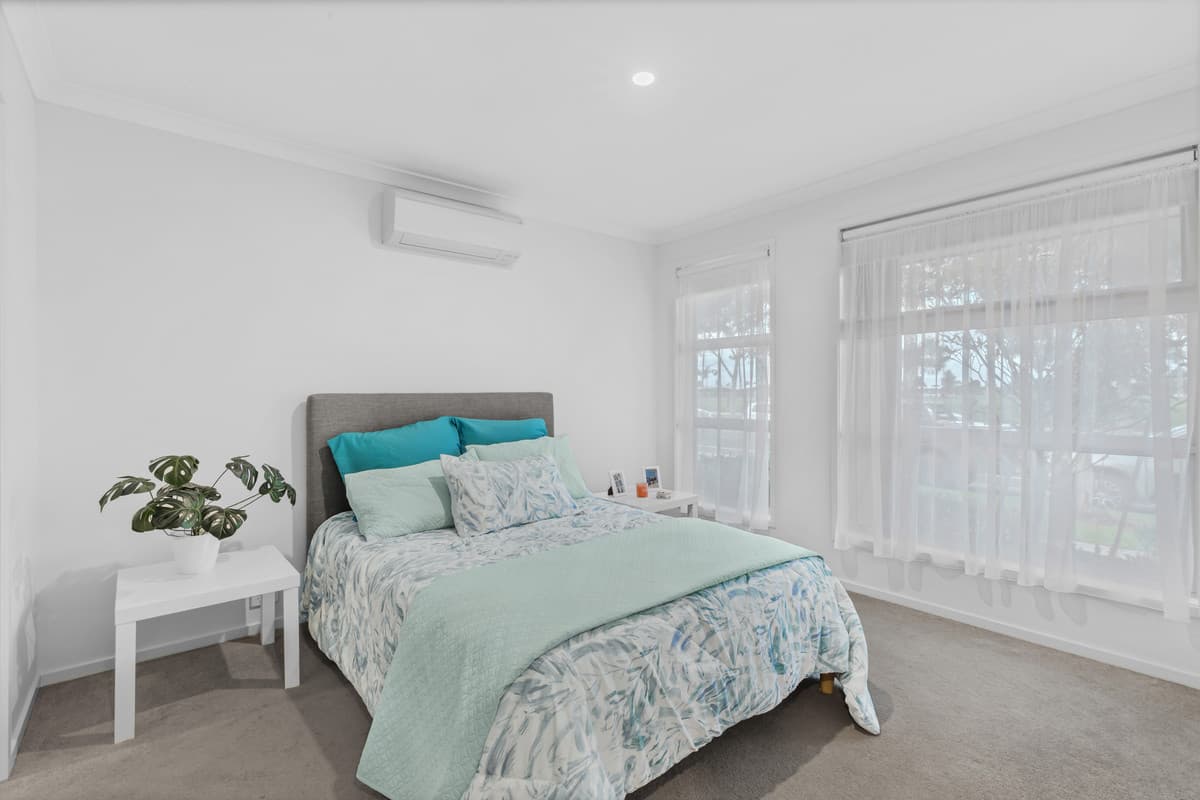 64 Parkhurst Drive, Cranbourne East VIC 3977, Cranbourne East - Thumbnail 2