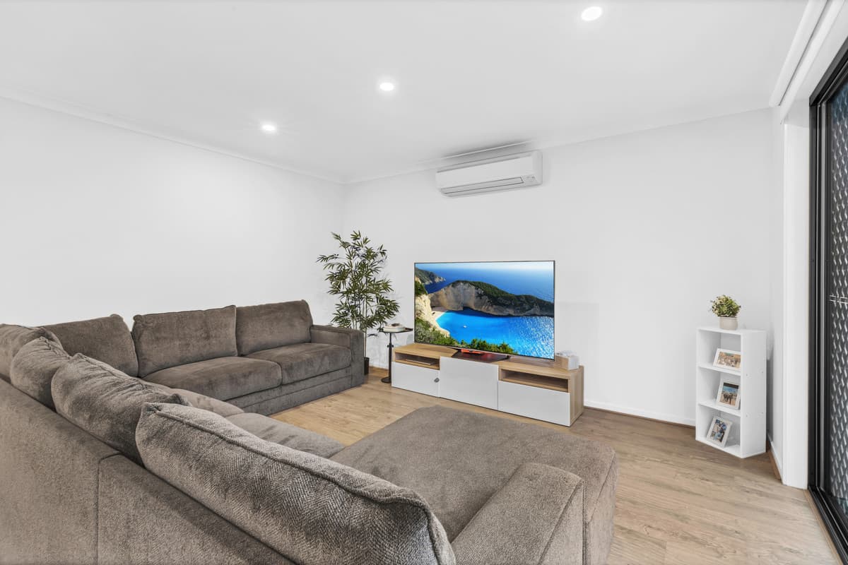 64 Parkhurst Drive, Cranbourne East VIC 3977, Cranbourne East - Thumbnail 6