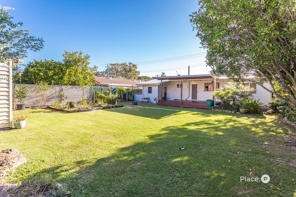 130 Elizabeth Avenue, Clontarf - Thumbnail 2