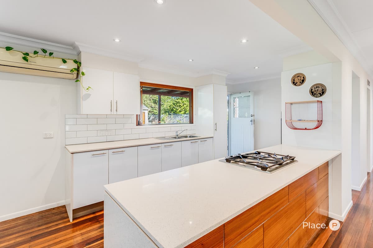 130 Elizabeth Avenue, Clontarf - Thumbnail 6