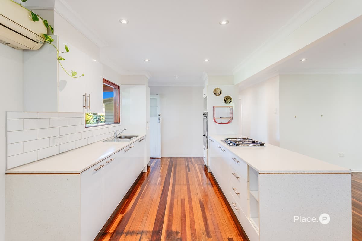 130 Elizabeth Avenue, Clontarf - Thumbnail 7
