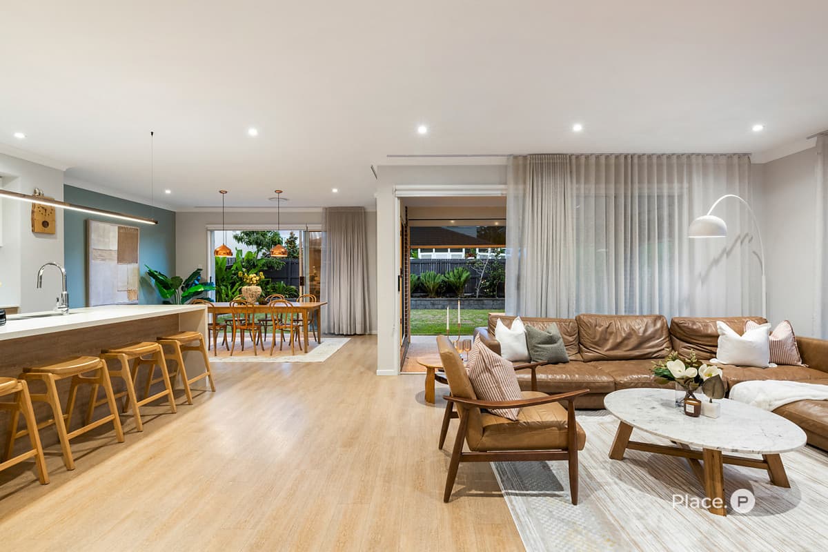 38 Miner Crescent, Pallara - Image 1