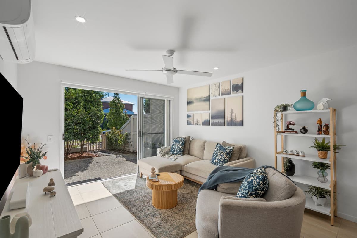 15 Lady Elliot Avenue, Banya - Thumbnail 3