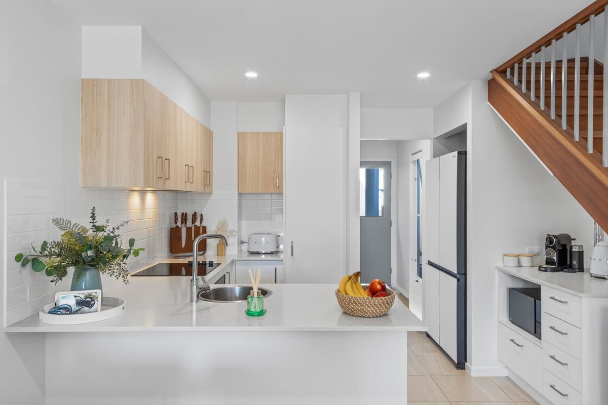 15 Lady Elliot Avenue, Banya - Thumbnail 7