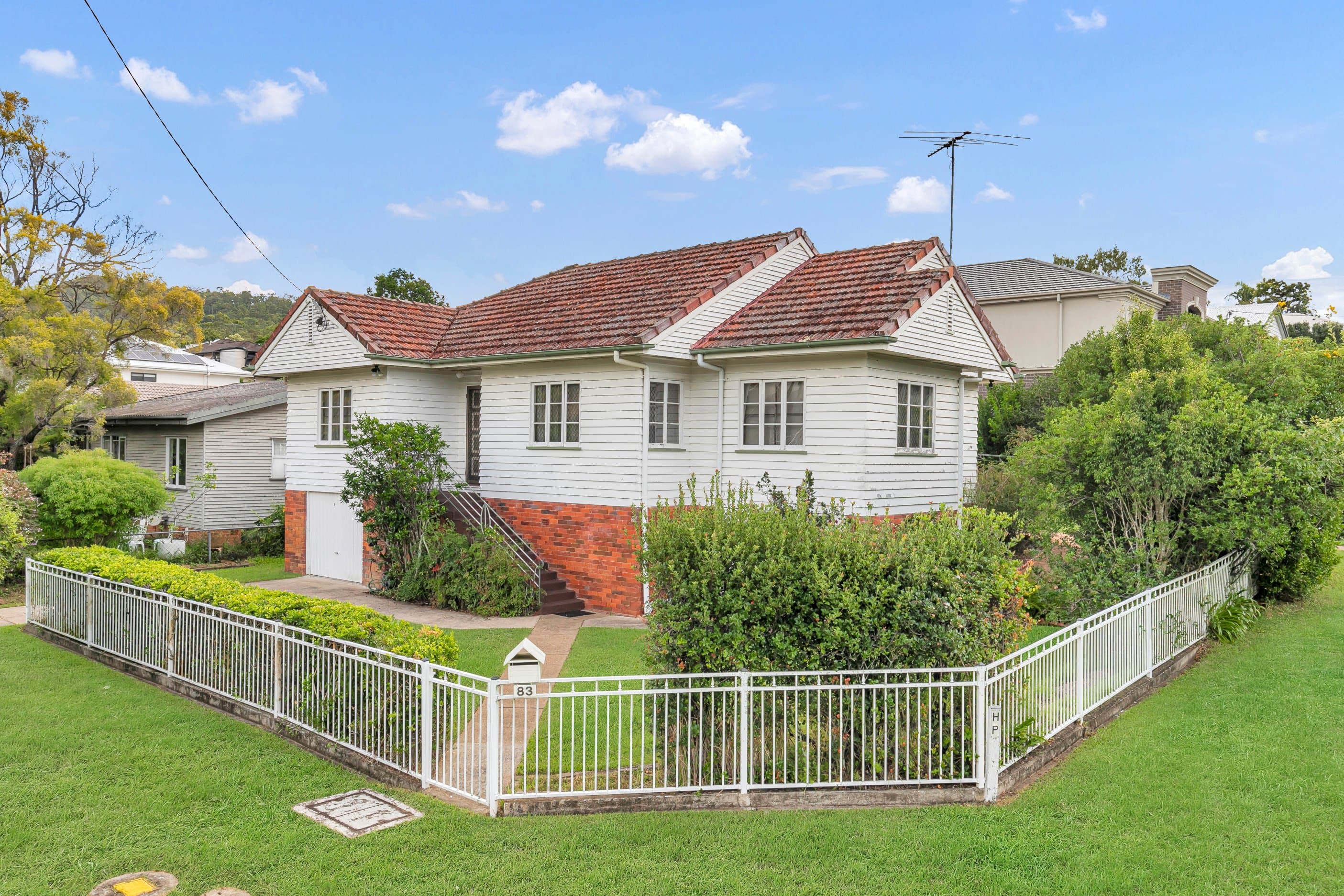 83 Goldsbrough Road, Taringa - Image 1