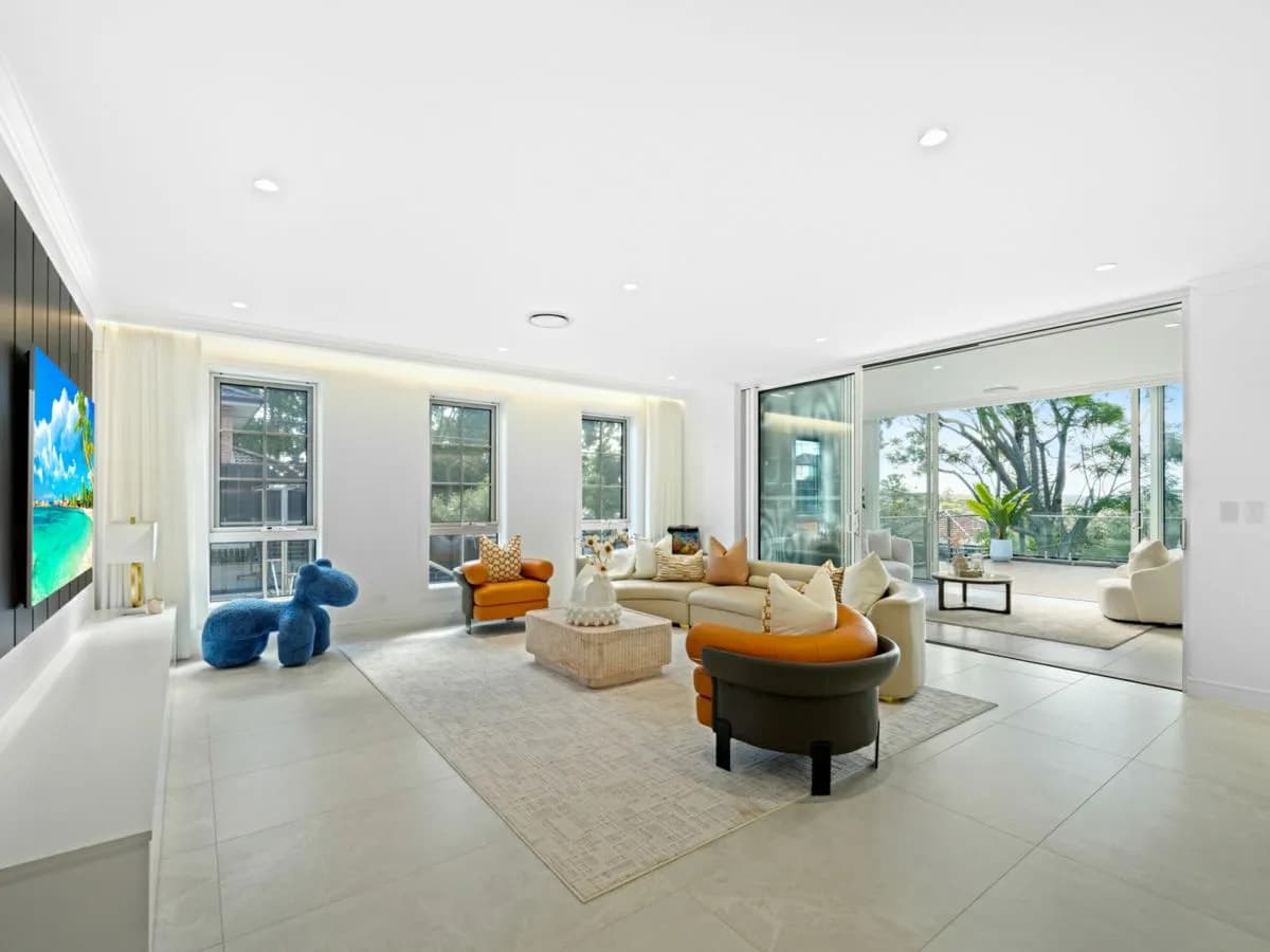 3 Torquil Avenue, CARLINGFORD, Carlingford - Thumbnail 2