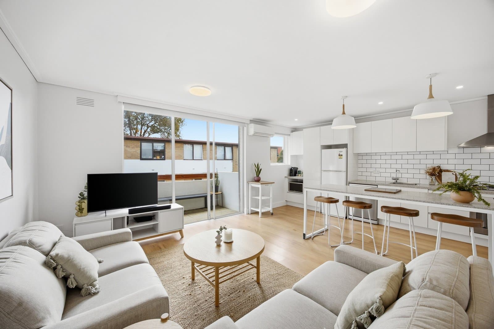 10/29 Upton Road, Windsor, Windsor - Image 1