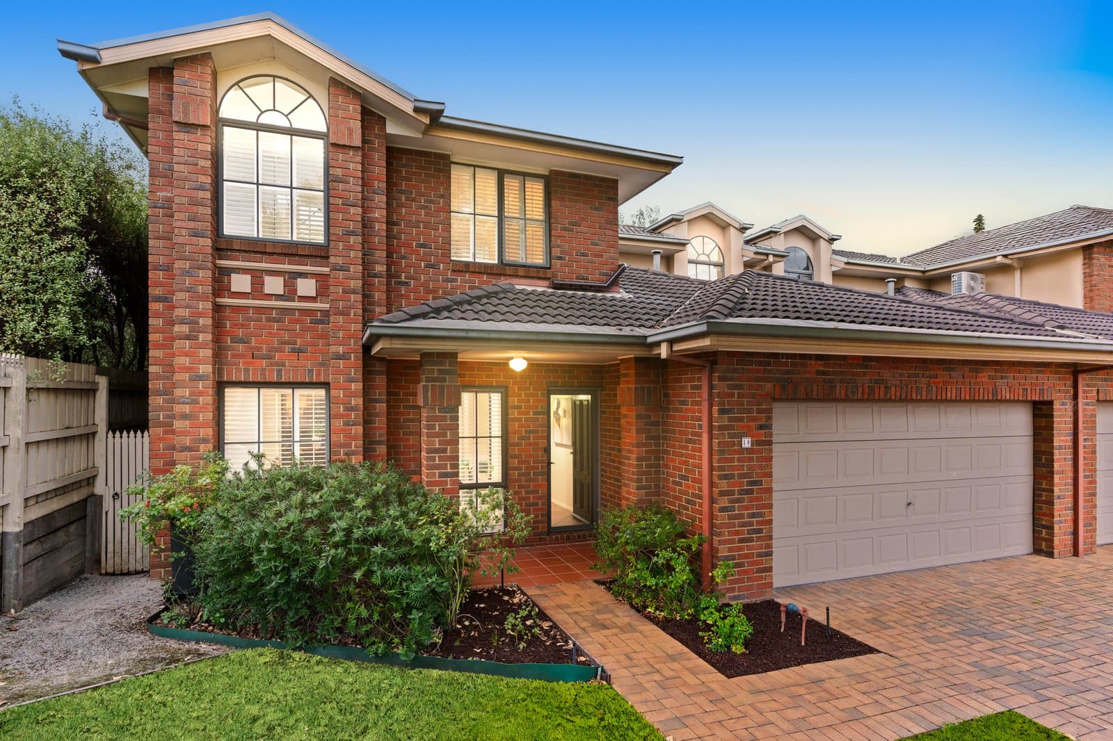 10 Conservatory Drive, Burwood, Burwood - Image 1