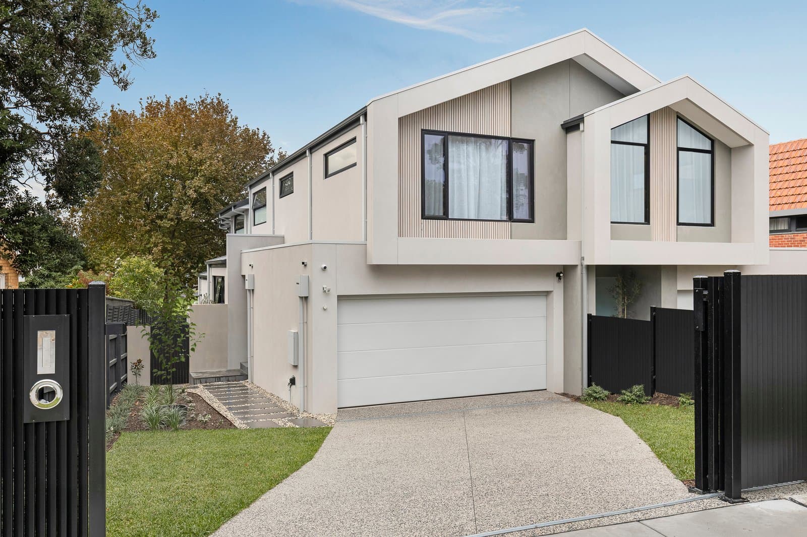 23a Widdop Crescent, Hampton East, Hampton East - Image 1