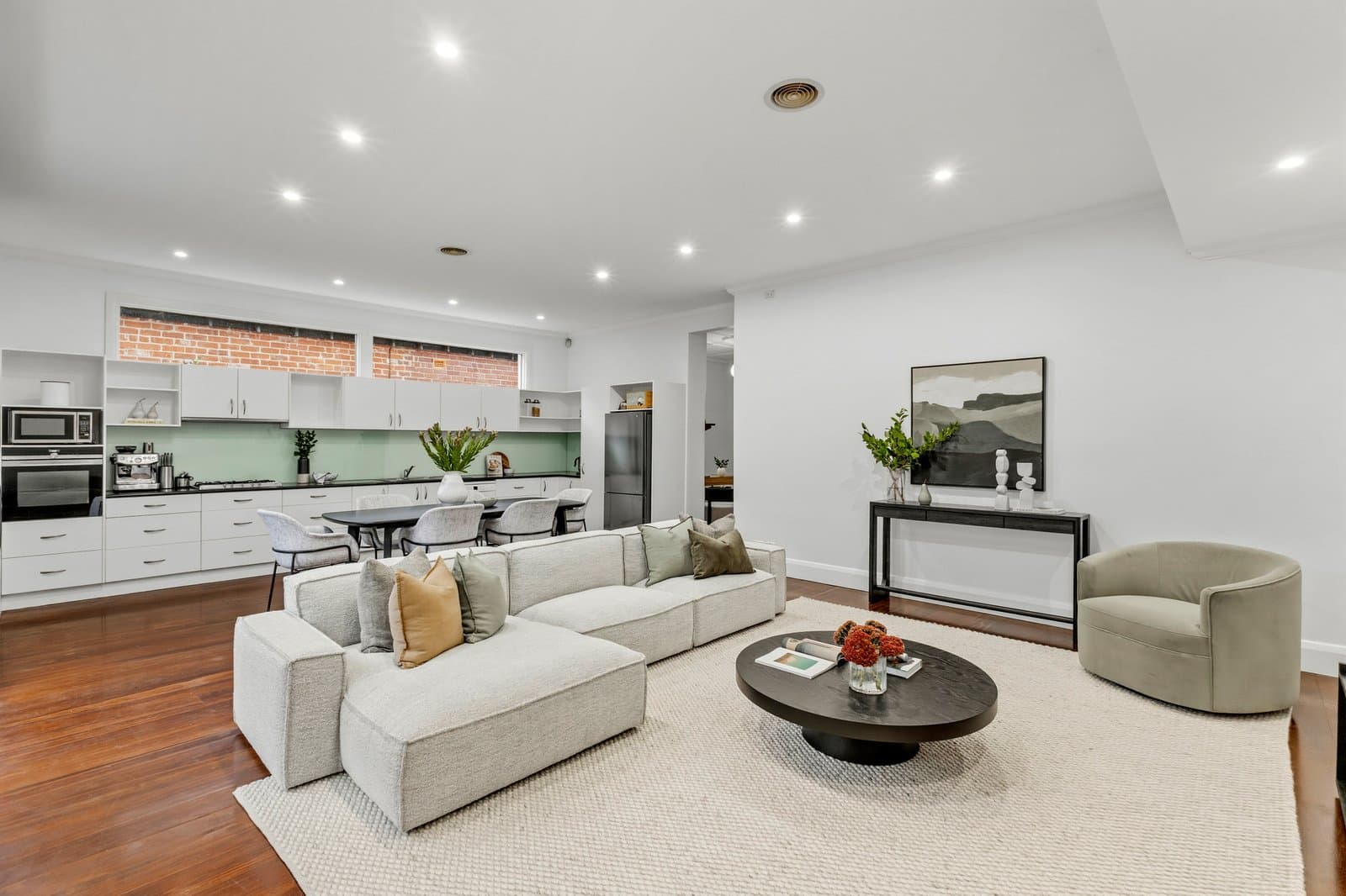 21 Spray Street, Elwood, Elwood - Thumbnail 5